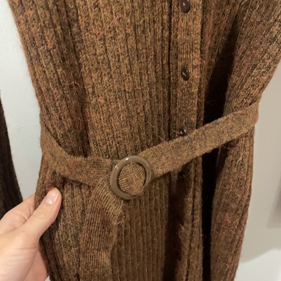 Brown Button down belted sweater dress with bottom slits size small midi dress - Picture 2 of 6